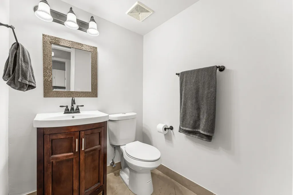 130 Lake Meryl Drive West Palm Beach FL 33411