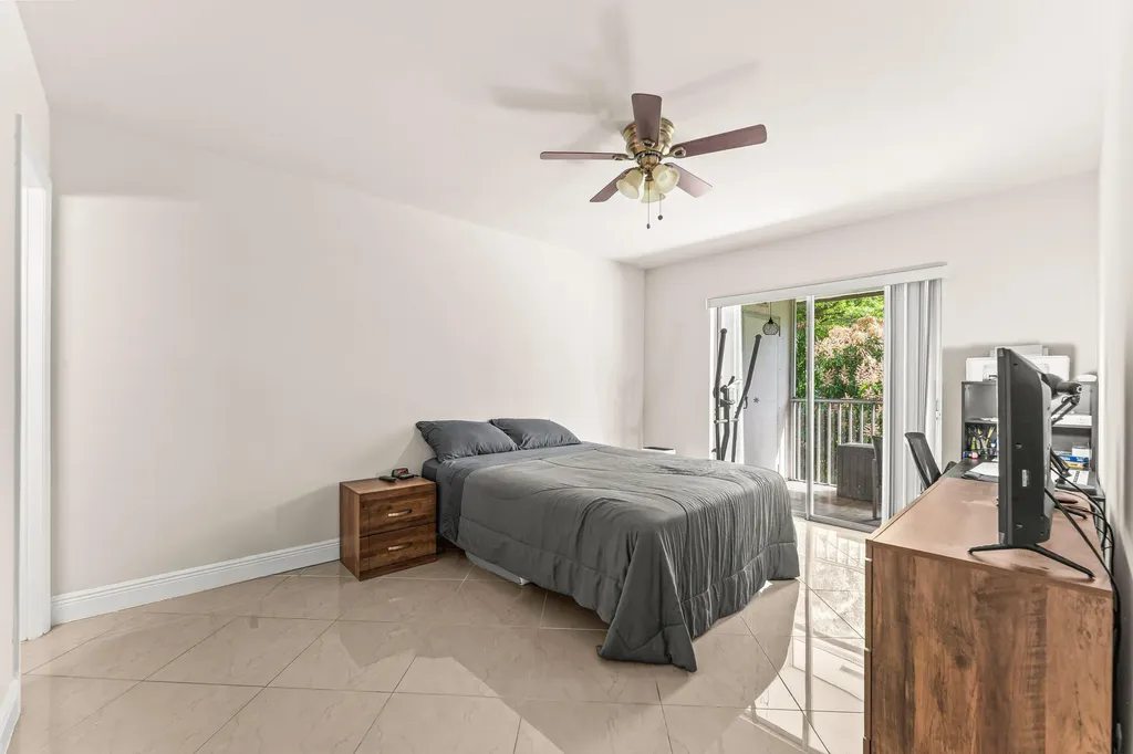 130 Lake Meryl Drive West Palm Beach FL 33411