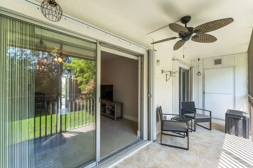 130 Lake Meryl Drive West Palm Beach FL 33411