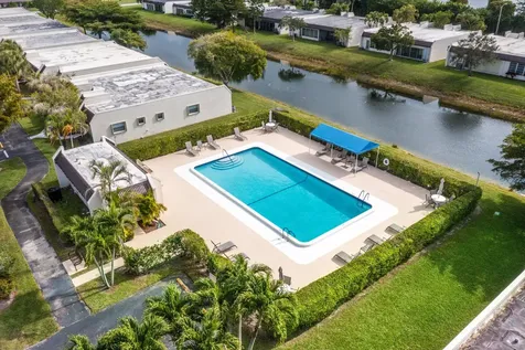 130 Lake Meryl Drive West Palm Beach FL 33411