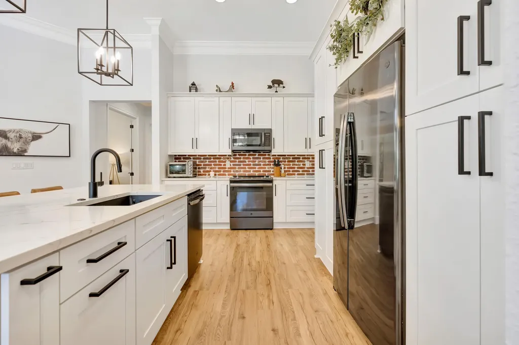 207 Via Rosina Jupiter FL 33458