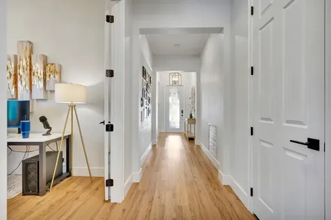 207 Via Rosina Jupiter FL 33458