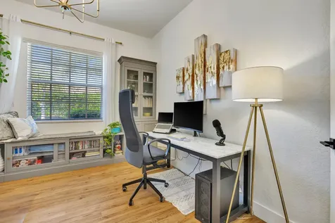 207 Via Rosina Jupiter FL 33458