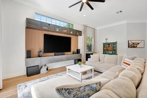 207 Via Rosina Jupiter FL 33458