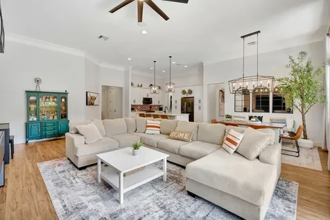 207 Via Rosina Jupiter FL 33458