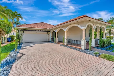 207 Via Rosina Jupiter FL 33458