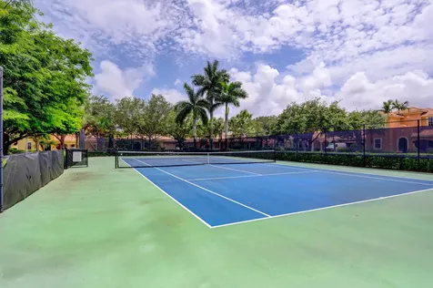 207 Via Rosina Jupiter FL 33458