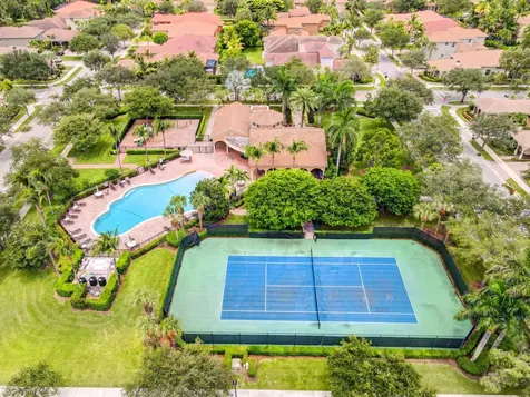 207 Via Rosina Jupiter FL 33458