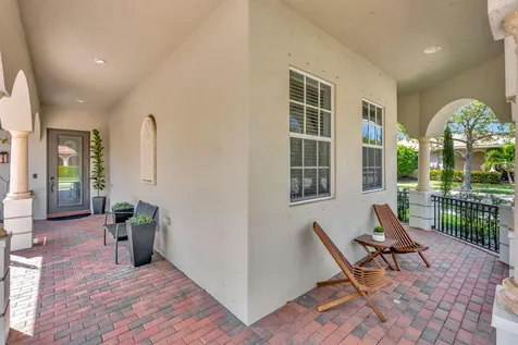 207 Via Rosina Jupiter FL 33458