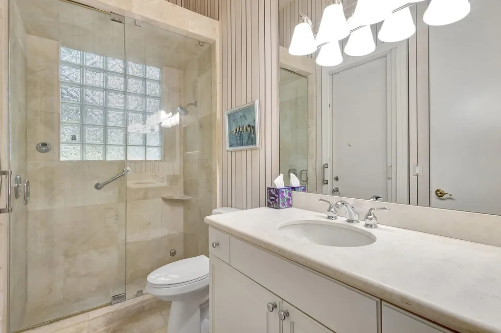 6802 Casa Grande Way Delray Beach FL 33446