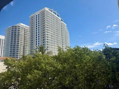 3000 Riomar Street Fort Lauderdale FL 33304