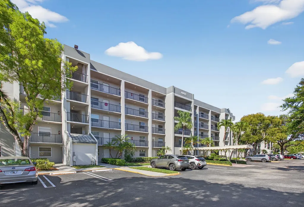 4091 Cypress Reach Court Pompano Beach FL 33069