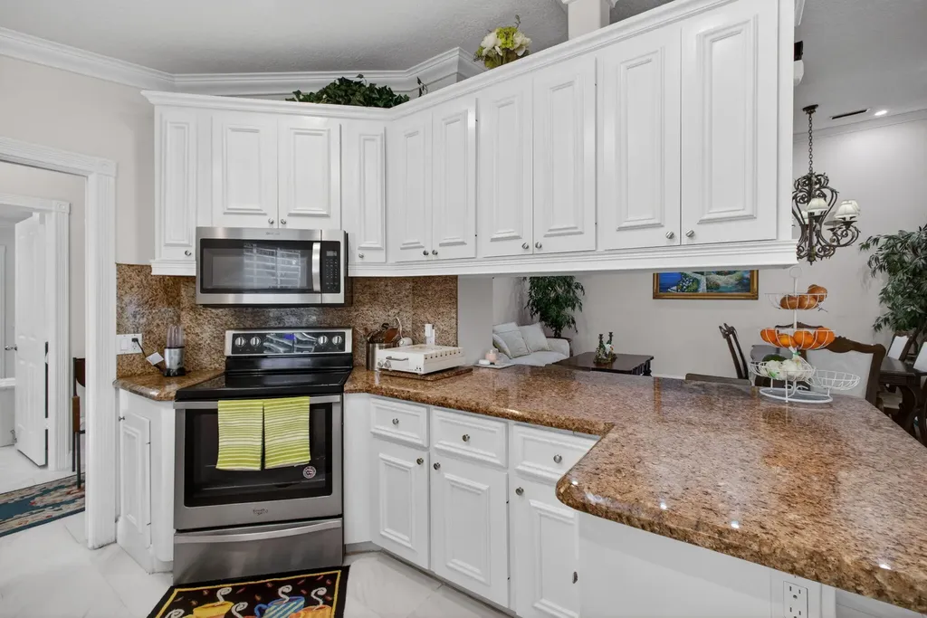 4047 Grove Point Road Palm Beach Gardens FL 33410