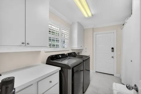4047 Grove Point Road Palm Beach Gardens FL 33410