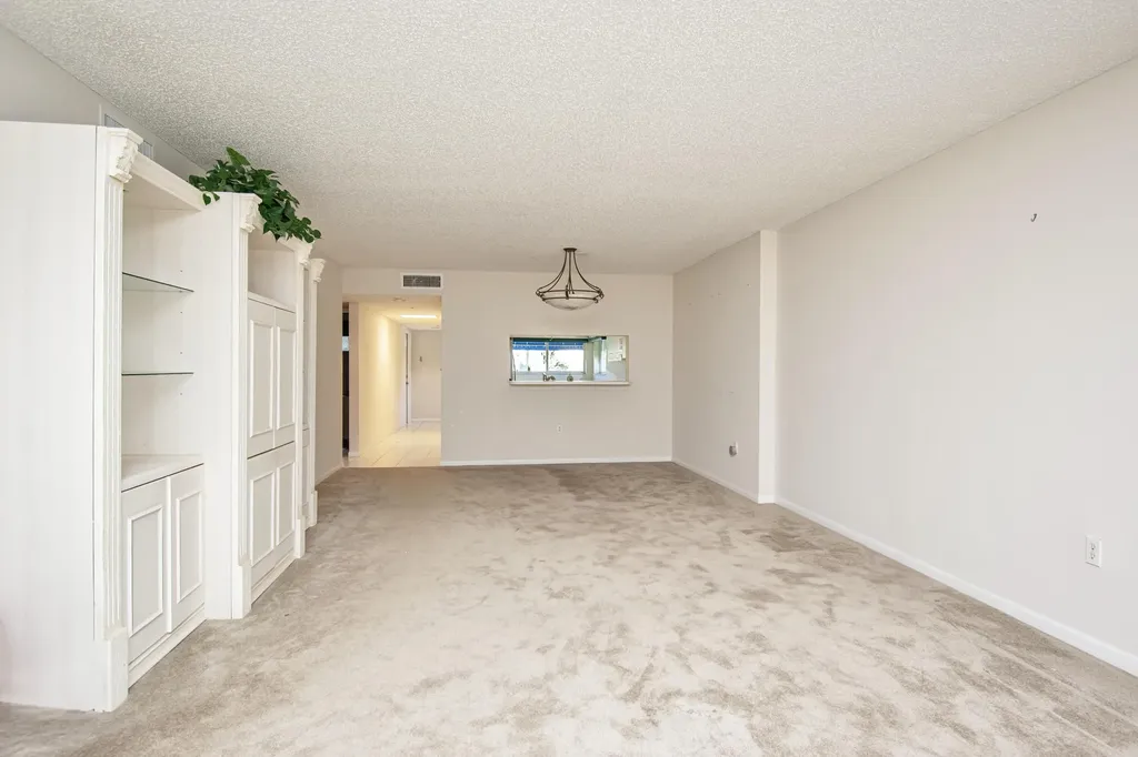 4734 Lucerne Lakes Boulevard E Lake Worth FL 33467