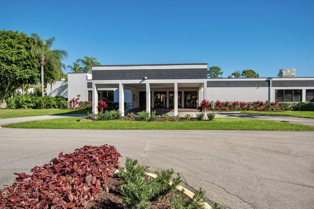 4734 Lucerne Lakes Boulevard E Lake Worth FL 33467