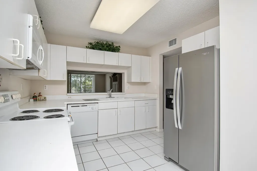 4734 Lucerne Lakes Boulevard E Lake Worth FL 33467