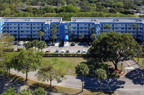 4734 Lucerne Lakes Boulevard E Lake Worth FL 33467
