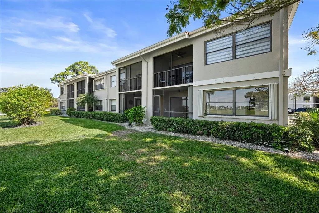 13369 Touchstone Place Palm Beach Gardens FL 33418