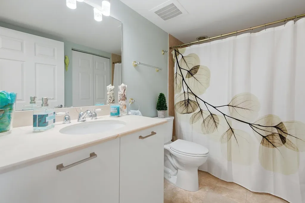 2001 N Ocean Boulevard Fort Lauderdale FL 33305
