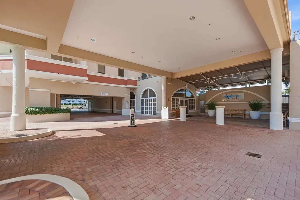 2001 N Ocean Boulevard Fort Lauderdale FL 33305