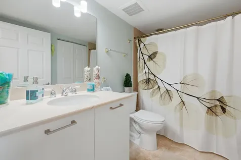 2001 N Ocean Boulevard Fort Lauderdale FL 33305