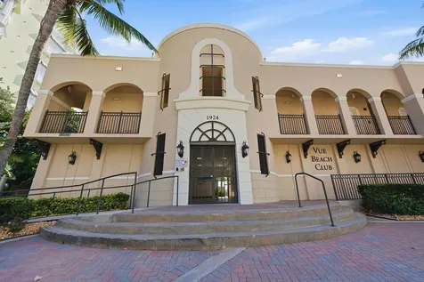 2001 N Ocean Boulevard Fort Lauderdale FL 33305