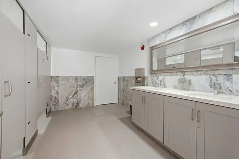 2001 N Ocean Boulevard Fort Lauderdale FL 33305