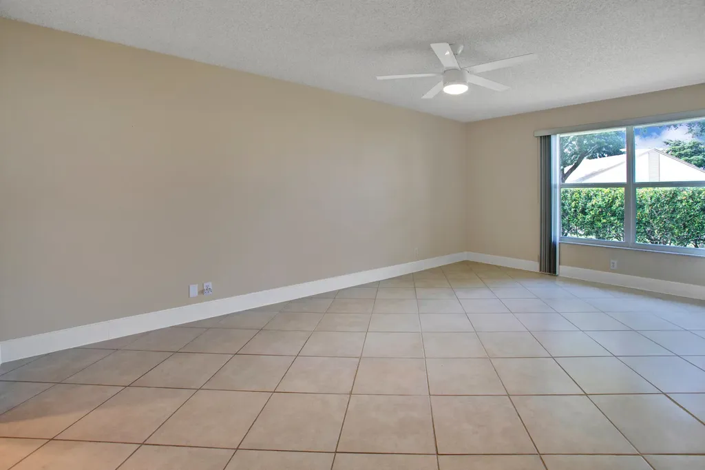 12257 Country Greens Boulevard Boynton Beach FL 33437