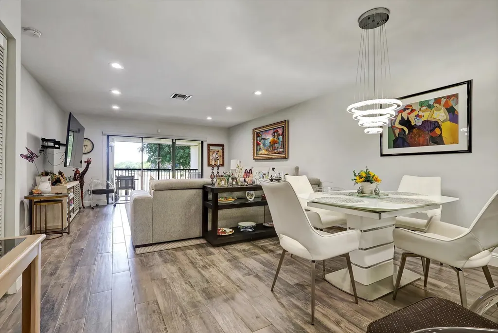 34 W Stratford Lane Lane W Boynton Beach FL 33436
