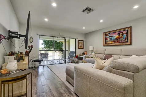 34 W Stratford Lane Lane W Boynton Beach FL 33436
