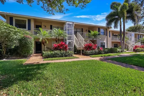 34 W Stratford Lane Lane W Boynton Beach FL 33436