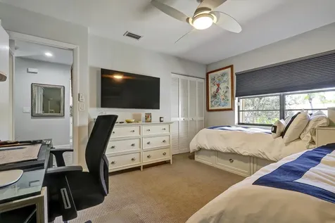 34 W Stratford Lane Lane W Boynton Beach FL 33436