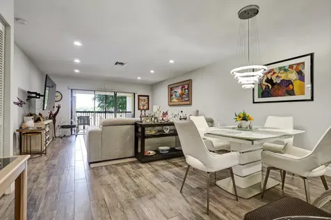 34 W Stratford Lane Lane W Boynton Beach FL 33436