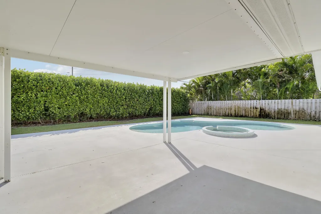 636 Eastwind Drive North Palm Beach FL 33408