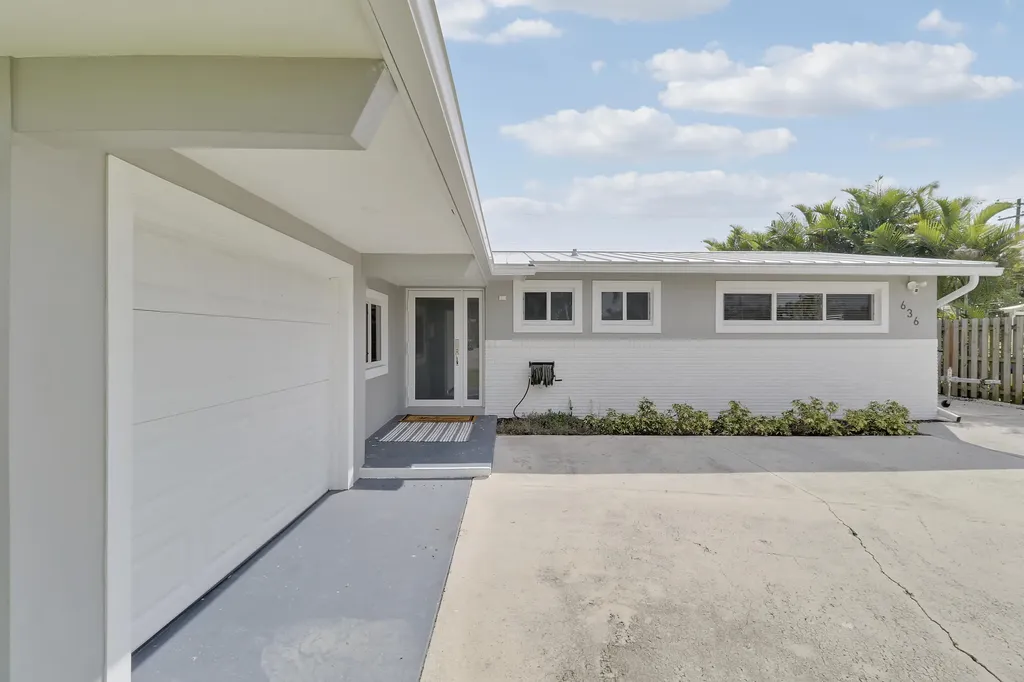 636 Eastwind Drive North Palm Beach FL 33408