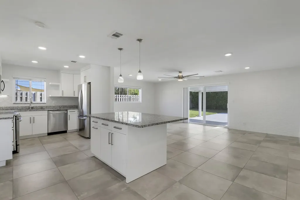 636 Eastwind Drive North Palm Beach FL 33408