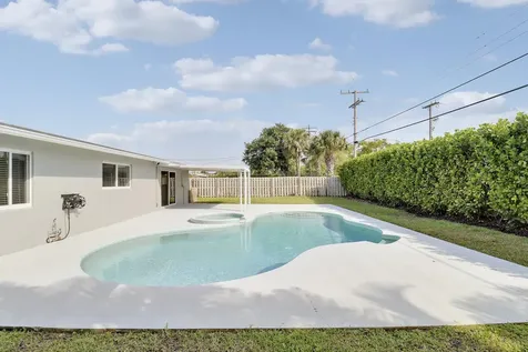 636 Eastwind Drive North Palm Beach FL 33408