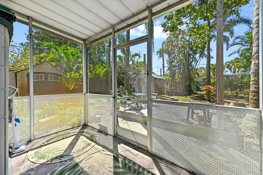 312 SW 22nd Street Fort Lauderdale FL 33315