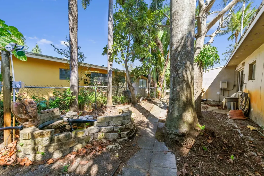 312 SW 22nd Street Fort Lauderdale FL 33315