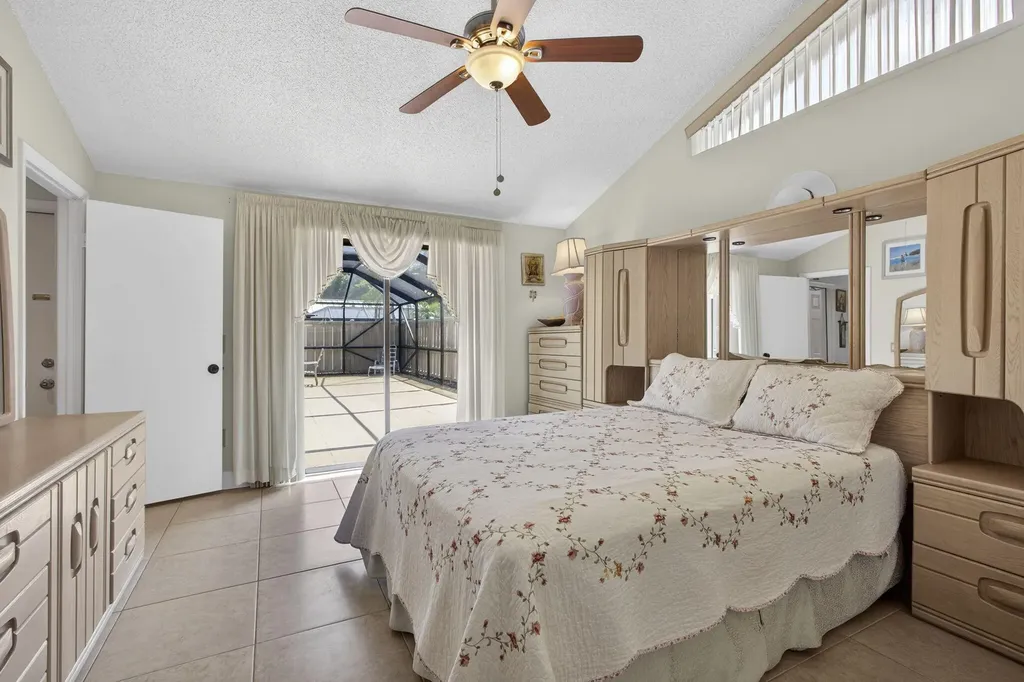 5662 Golden Eagle Circle Palm Beach Gardens FL 33418