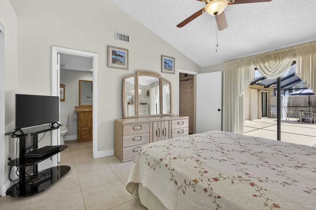 5662 Golden Eagle Circle Palm Beach Gardens FL 33418