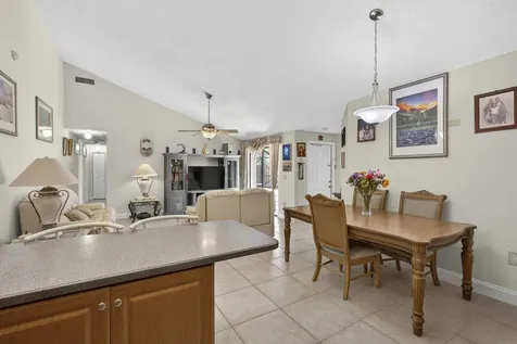 5662 Golden Eagle Circle Palm Beach Gardens FL 33418