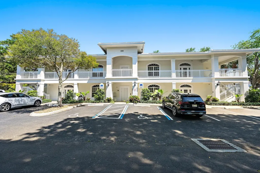100 Village Square Crossing Palm Beach Gardens FL 33410
