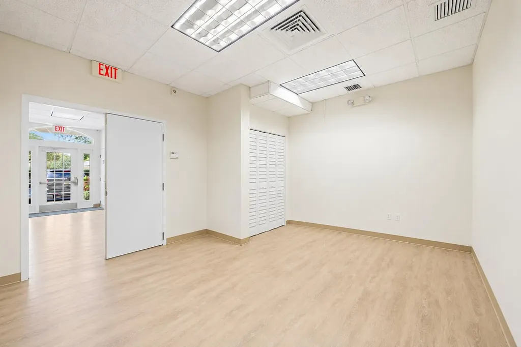 100 Village Square Crossing Palm Beach Gardens FL 33410