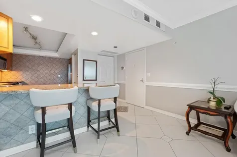 2400 Presidential Way West Palm Beach FL 33401