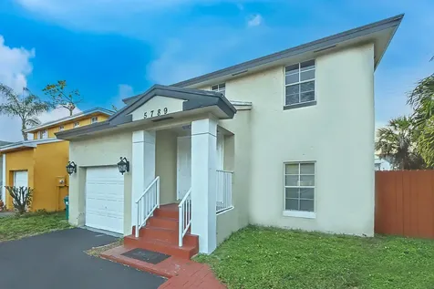 5789 Woodland Point Drive Tamarac FL 33319