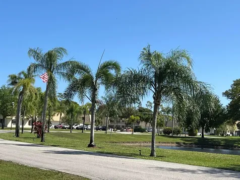 4245 Oak Terrace Drive Greenacres FL 33463