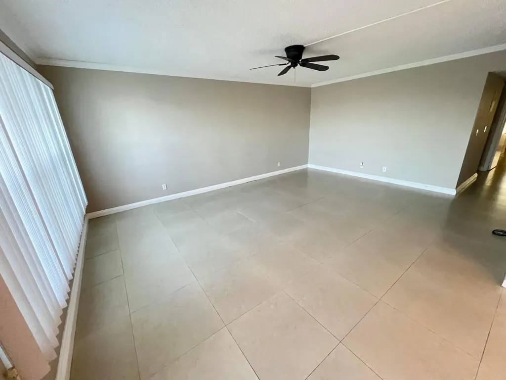 413 Greenbrier A West Palm Beach FL 33417