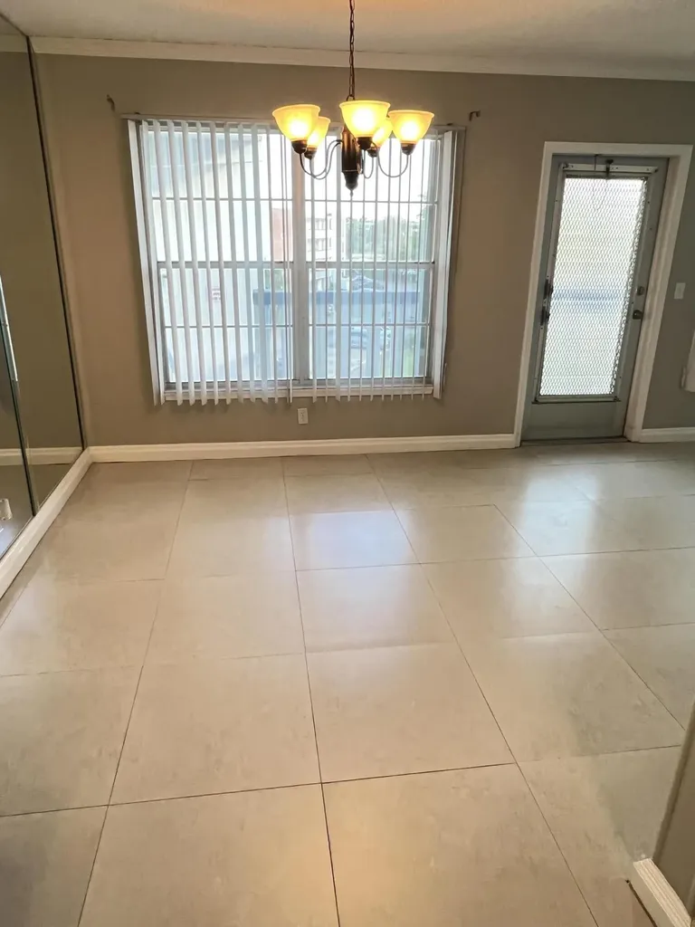 413 Greenbrier A West Palm Beach FL 33417